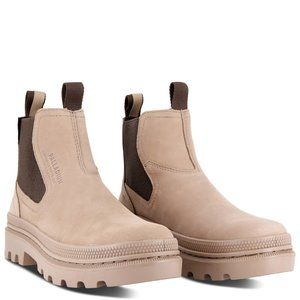PALLADIUM Pallatrooper Chelsea Waterproof Boot in Nude Brown Size 9